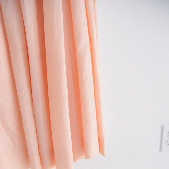 Vintage Peach 80's Prom Dress with Puff Sleeve - Picture 3 of 16